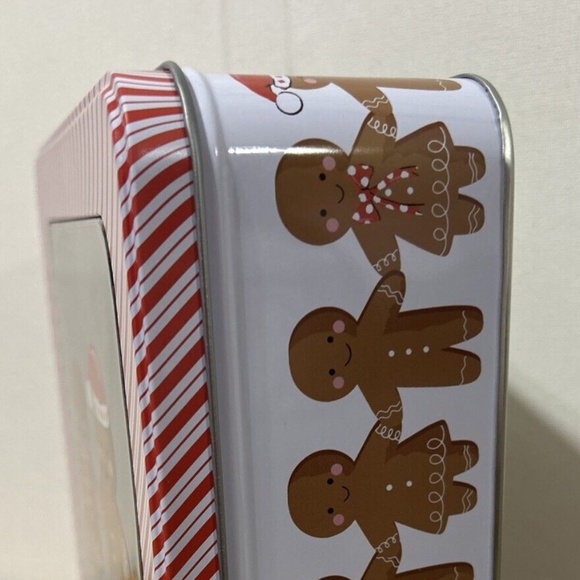 Gingerbread Boy & Girl Cookie Candy Tin Christmas 8.25” x 8.25" x 3" - Picture 5 of 5